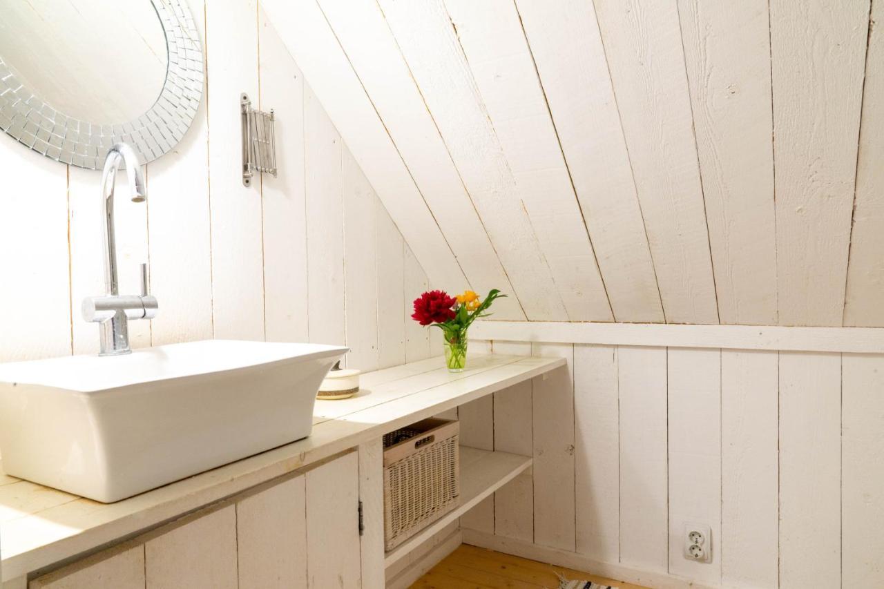 Muhu Namaste Apartment Simisti Luaran gambar